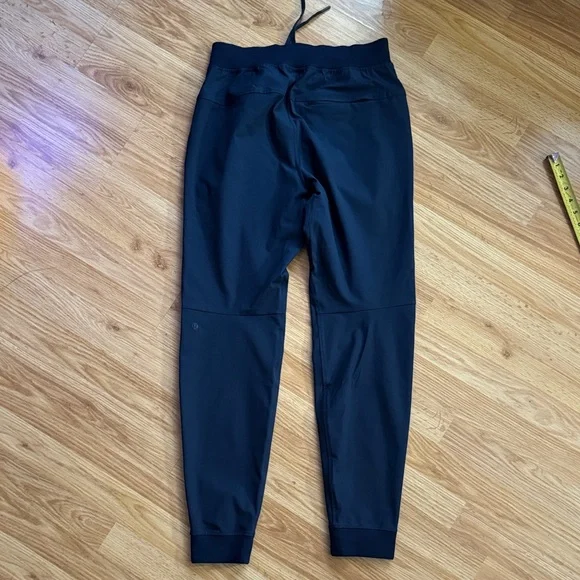 Lululemon Navy Joggers - Men’s size S - Picture 3 of 11